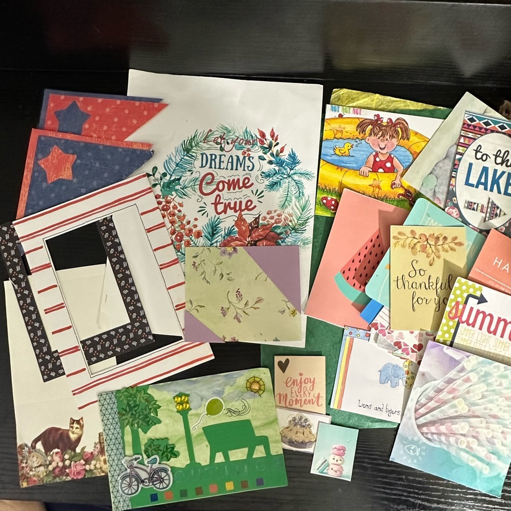 PAPER EPHEMERA LOT 160+ Pieces Scrapbooking Junk Journal Collage Craft Supplies - Picture 4 of 7